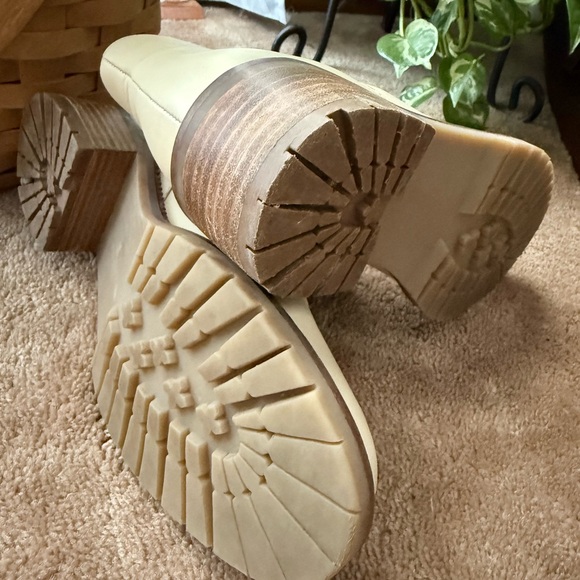 Cream Ankle Boots - Picture 4 of 4